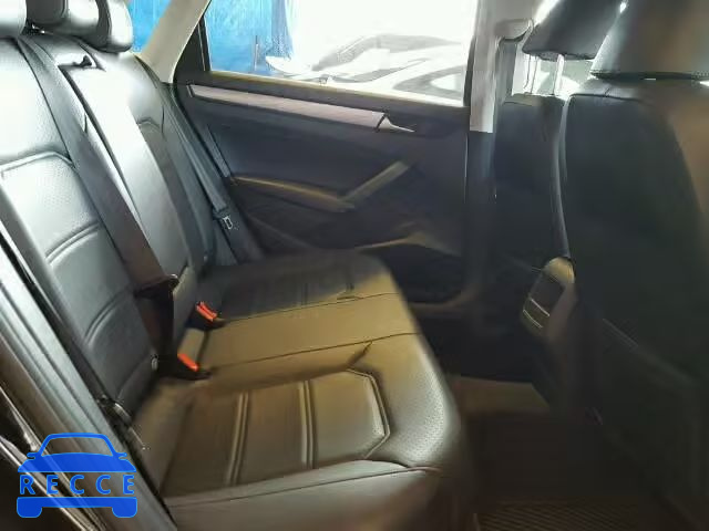 2015 VOLKSWAGEN PASSAT S 1VWAS7A37FC067246 image 5