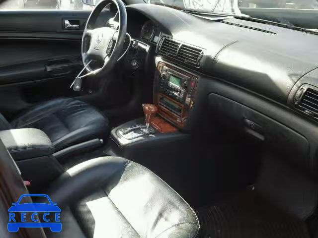 2002 VOLKSWAGEN PASSAT GLX WVWTH63B52P170399 image 4