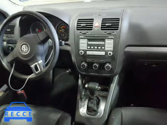 2010 VOLKSWAGEN JETTA LIMI 3VWAX7AJ4AM158210 image 9