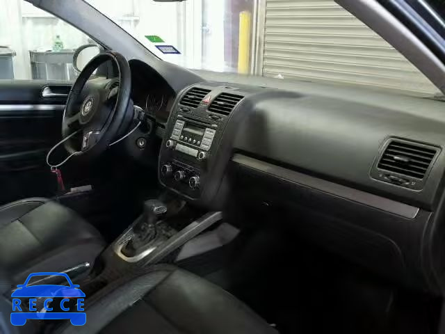2010 VOLKSWAGEN JETTA LIMI 3VWAX7AJ4AM158210 image 4