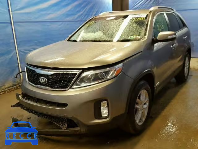 2015 KIA SORENTO LX 5XYKTCA64FG611995 image 1