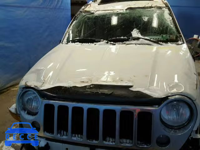 2005 JEEP LIBERTY LI 1J4GL58K35W666048 image 8