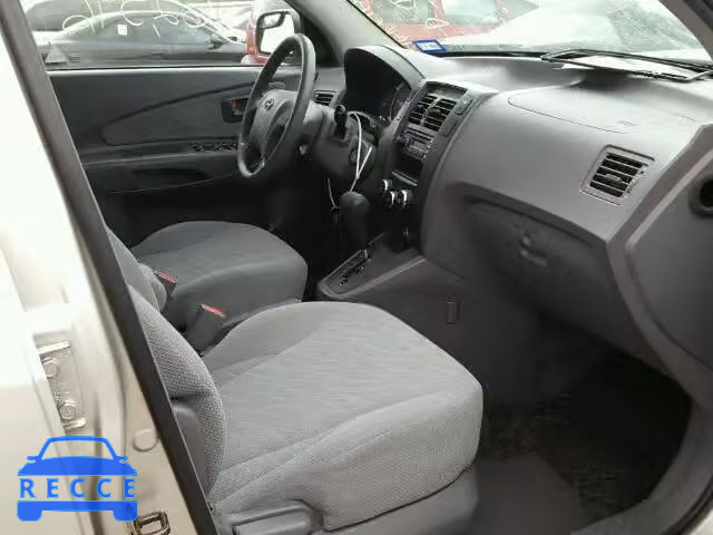 2005 HYUNDAI TUCSON GL KM8JM12B35U205224 image 4