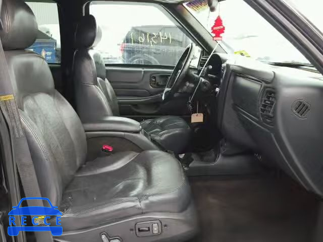 1999 CHEVROLET BLAZER 1GNDT13W1X2209929 зображення 4