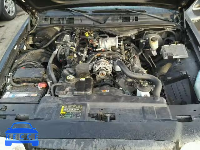 2005 FORD CROWN VIC 2FAFP71W05X133227 Bild 6