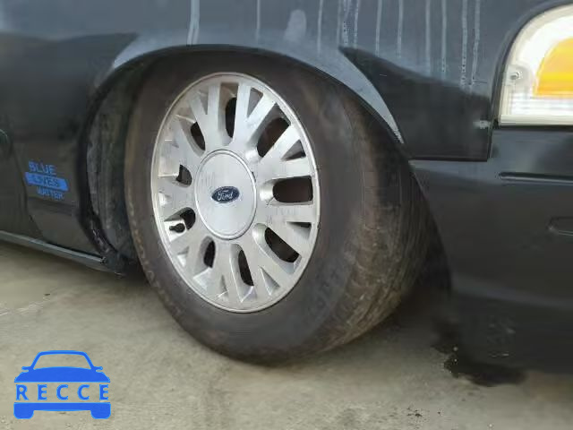 2005 FORD CROWN VIC 2FAFP71W05X133227 Bild 8