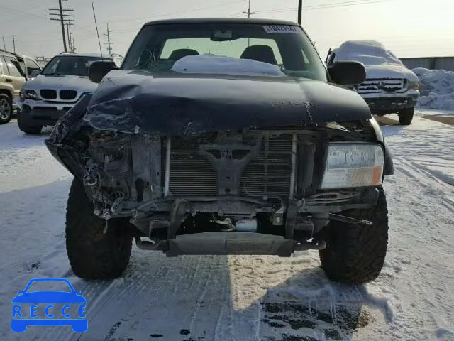 2003 GMC SONOMA 1GTCT19X038237684 image 9