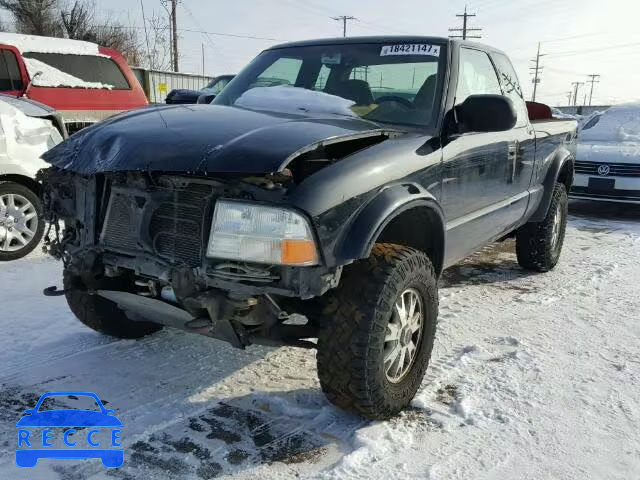 2003 GMC SONOMA 1GTCT19X038237684 image 1