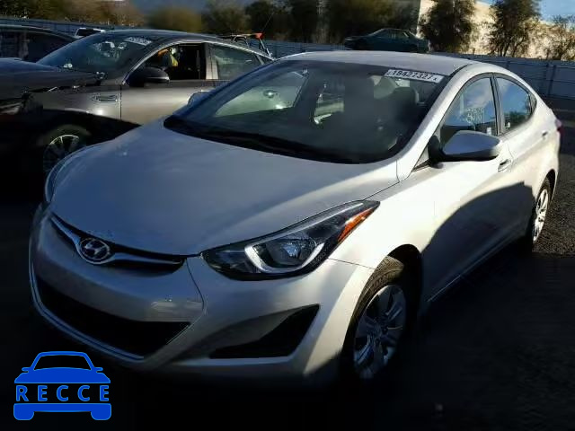 2016 HYUNDAI ELANTRA SE 5NPDH4AE0GH686825 image 1