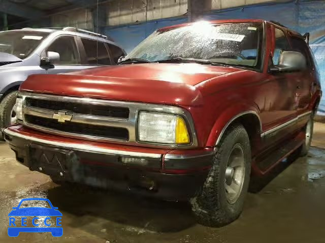 1995 CHEVROLET BLAZER 1GNCS13W2S2206111 image 1