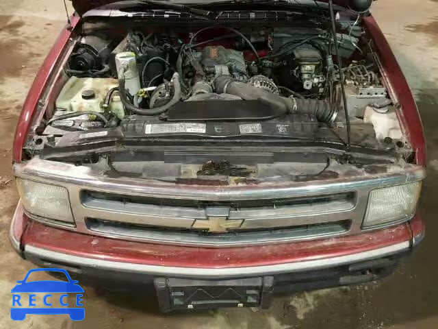 1995 CHEVROLET BLAZER 1GNCS13W2S2206111 зображення 6