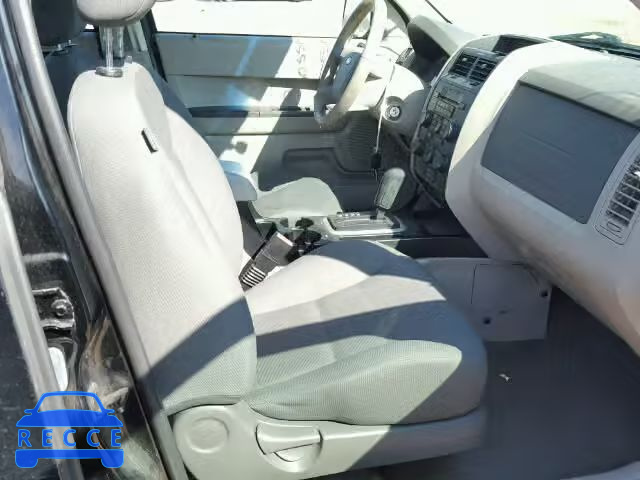 2008 FORD ESCAPE XLS 1FMCU02Z88KD32423 image 4