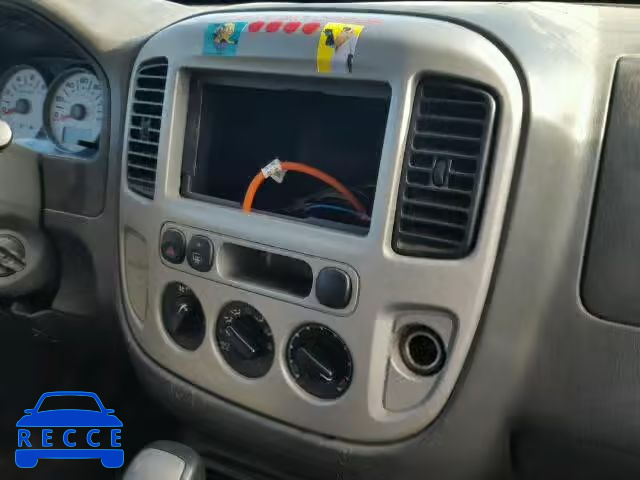 2005 FORD ESCAPE XLT 1FMCU93175KD51456 image 9