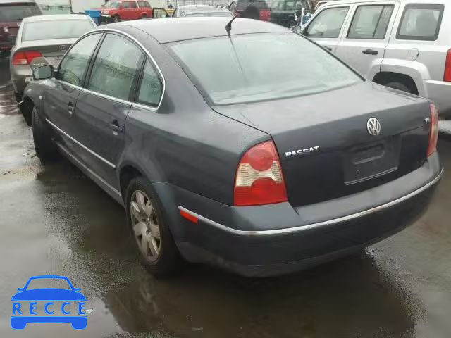 2003 VOLKSWAGEN PASSAT GLX WVWRH63B73P109485 Bild 2