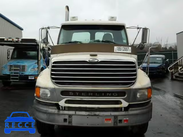 2004 STERLING TRUCK AT9500 2FWJA3AV54AM86022 image 8