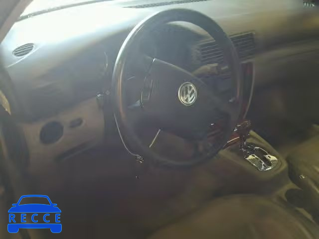 2004 VOLKSWAGEN PASSAT GLX WVWTH63B94P148683 зображення 8