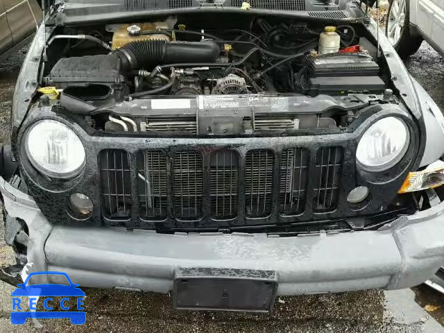 2005 JEEP LIBERTY SP 1J8GL48K25W652991 image 6