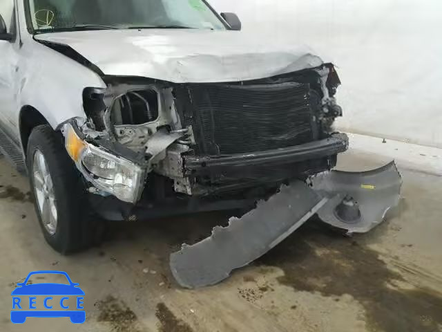 2008 FORD ESCAPE XLT 1FMCU93178KB15748 image 8