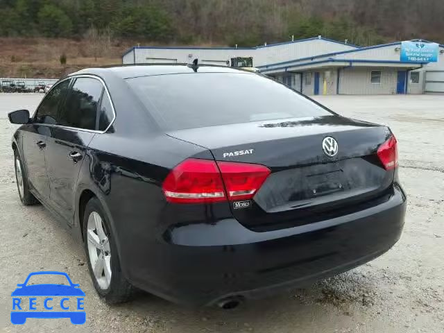 2015 VOLKSWAGEN PASSAT S 1VWAT7A38FC113924 image 2