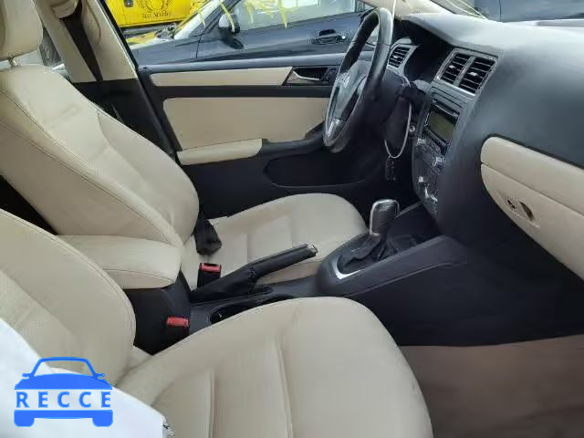 2011 VOLKSWAGEN JETTA SE 3VWDZ7AJ3BM372971 image 4
