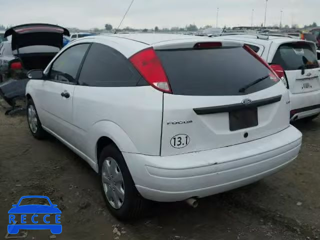 2005 FORD FOCUS ZX3 3FAFP31NX5R140099 image 2