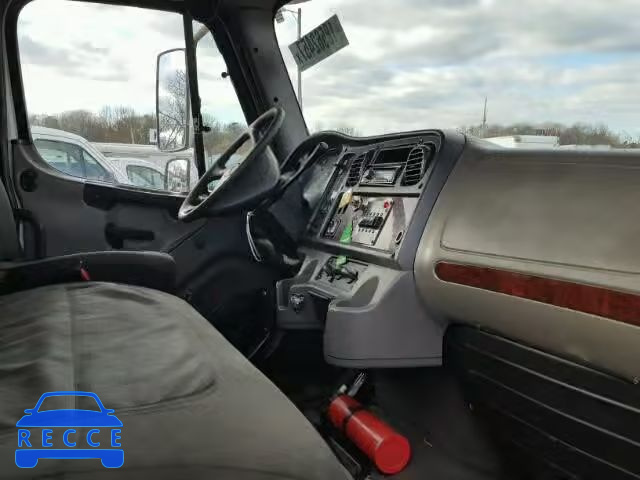 2007 FREIGHTLINER M2 106 MED 1FVACWCS37HY03350 image 4