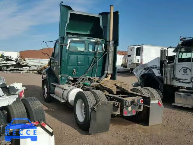 2004 STERLING TRUCK A9500 2FWBA2CV84AL89912 image 2