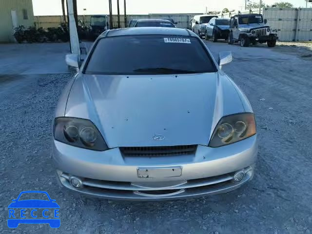 2004 HYUNDAI TIBURON KMHHM65D74U150848 image 9