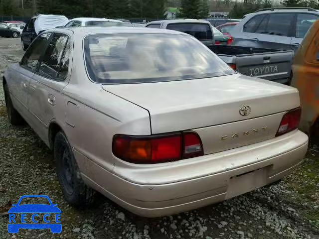 1995 TOYOTA CAMRY LE 4T1GK12E8SU084132 Bild 2