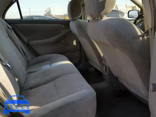 2004 TOYOTA COROLLA CE JTDBR32E142038534 image 5