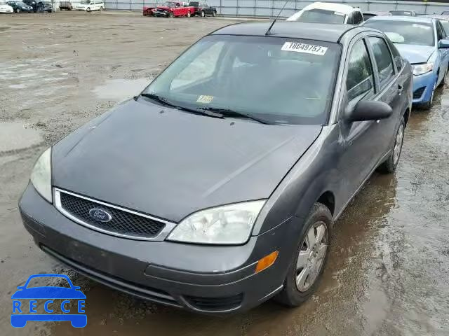 2007 FORD FOCUS ZX4 1FAFP34N37W356985 image 1