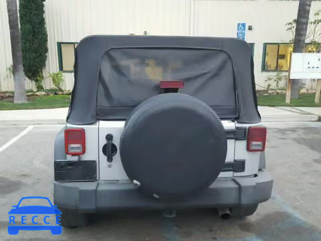 2007 JEEP WRANGLER X 1J4GB39157L111507 image 9