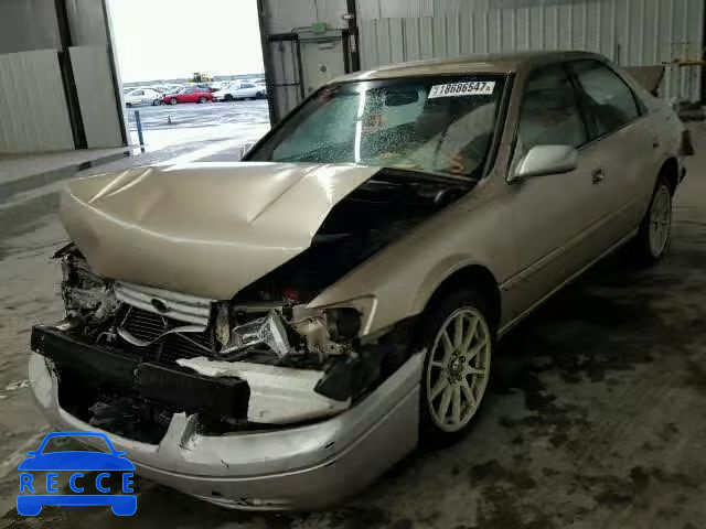 1997 TOYOTA CAMRY LE/X JT2BG22K5V0029315 Bild 1