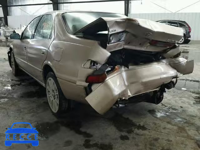 1997 TOYOTA CAMRY LE/X JT2BG22K5V0029315 Bild 2