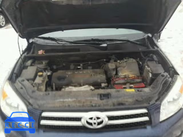 2007 TOYOTA RAV4 LTD JTMBD31V775096747 image 6
