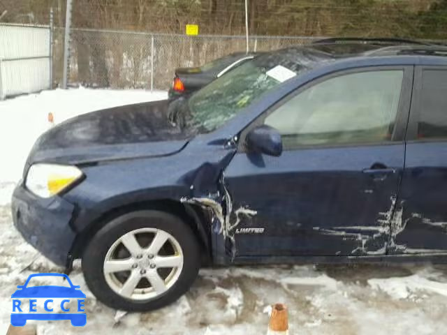 2007 TOYOTA RAV4 LTD JTMBD31V775096747 image 8
