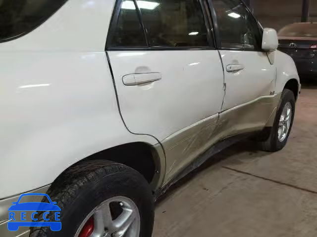 2000 LEXUS RX 300 JT6HF10U8Y0117208 image 9