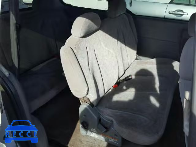 2002 NISSAN QUEST GXE 4N2ZN15T52D816549 Bild 5