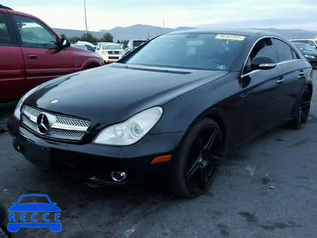 2007 MERCEDES-BENZ CLS550 WDDDJ72X17A098175 Bild 1