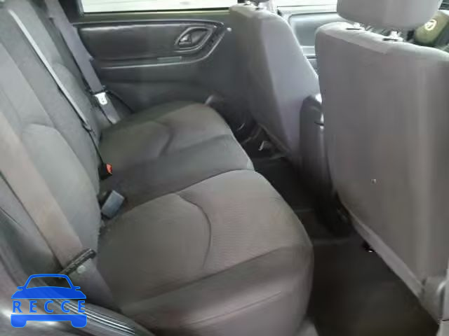 2005 MAZDA TRIBUTE I 4F2YZ02Z85KM24607 image 5