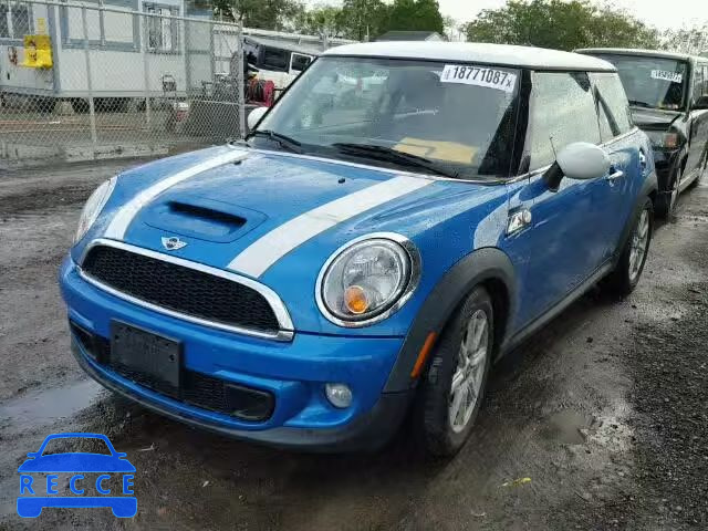 2011 MINI COOPER S WMWSV3C5XBTY15761 image 1