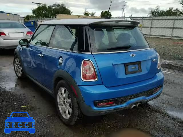 2011 MINI COOPER S WMWSV3C5XBTY15761 image 2