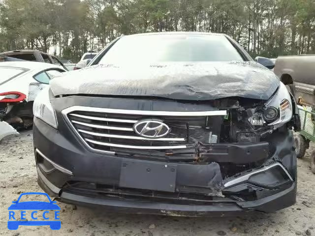 2017 HYUNDAI SONATA SE 5NPE24AF3HH471844 зображення 9