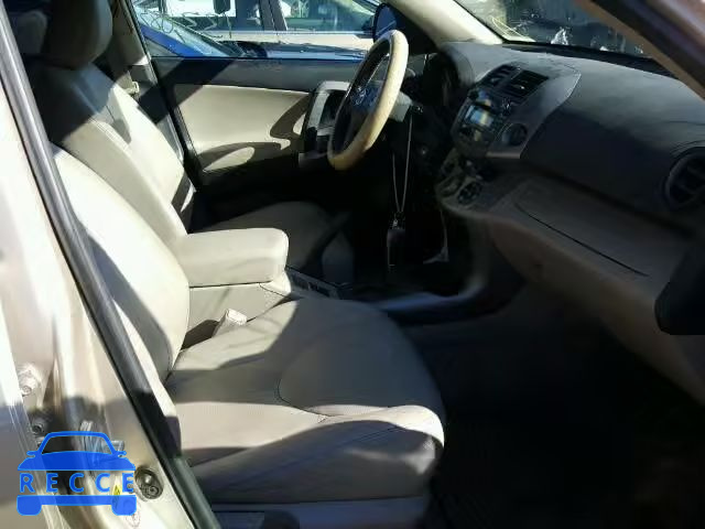 2008 TOYOTA RAV4 LTD JTMBD31V186069619 image 4