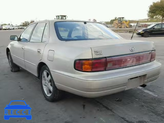 1992 TOYOTA CAMRY LE 4T1SK12E9NU034225 image 2