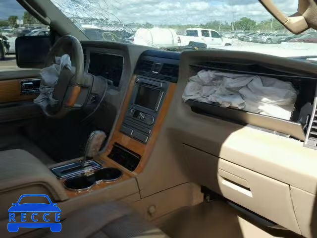 2010 LINCOLN NAVIGATOR 5LMJJ2H5XAEJ01637 image 4