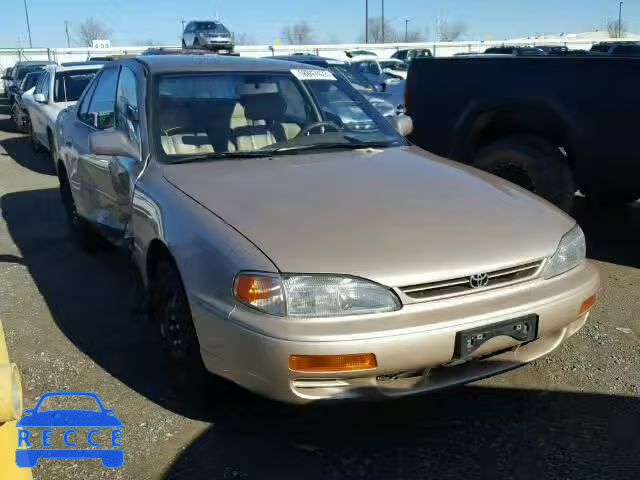 1996 TOYOTA CAMRY DX/L JT2BG12K1T0383825 Bild 0