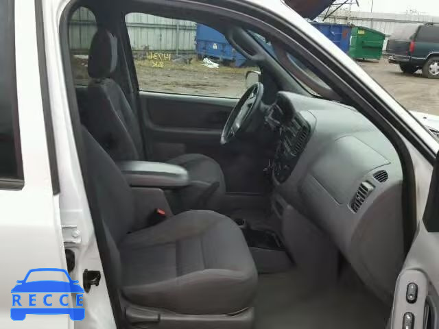 2002 FORD ESCAPE XLT 1FMYU04142KC40715 image 4