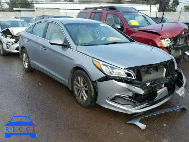 2015 HYUNDAI SONATA SE 5NPE24AF1FH019307 image 0