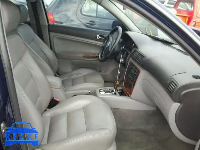 2004 VOLKSWAGEN PASSAT GLX WVWRH63B44P146205 image 4